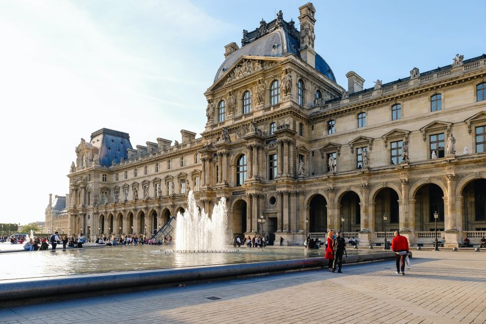 Paris: Louvre Museum Skip-the-Line Entry and Private Tour - Discovering the Museums Rich History