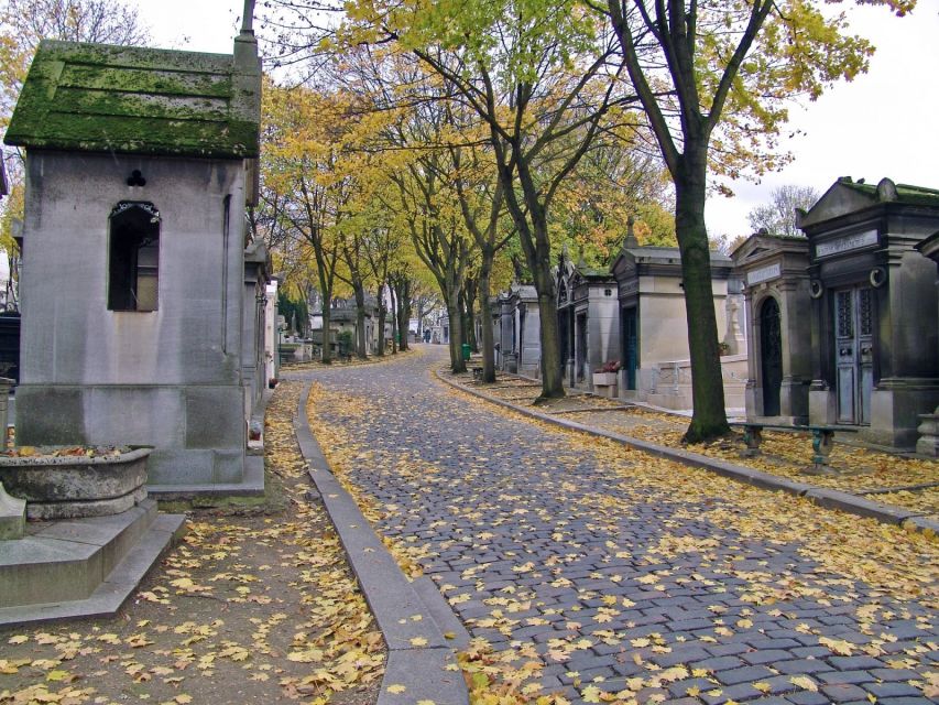 Paris: Stories of Père Lachaise Cemetery Walking Tour - Guided Tour Itinerary