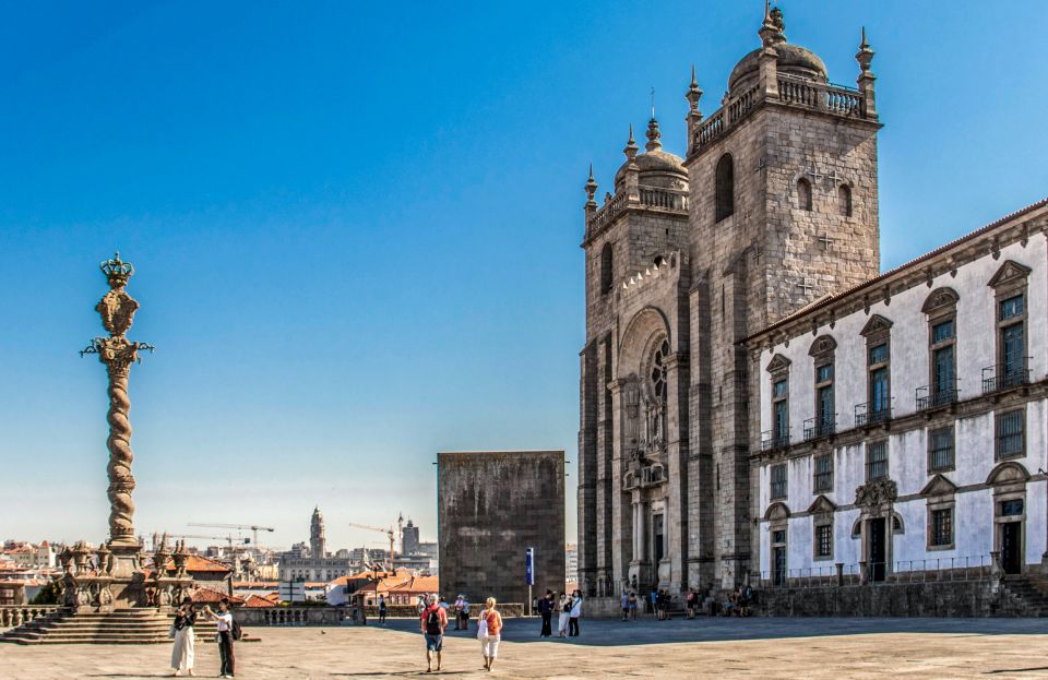 Porto: Guided City Tour by Tuk-Tuk and Douro River Cruise - Activity Details