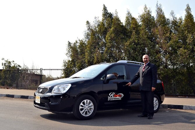 Private Airport Transfer From Cairo Airport to Anywhere in Giza - Vehicle Amenities