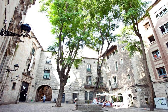 Private Barcelona Old Town and Gothic Quarter Walking Tour - Tour Highlights