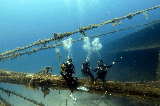 Qualified Diver 1 Tank Dive in Mykonos - Scuba Diving Techniques