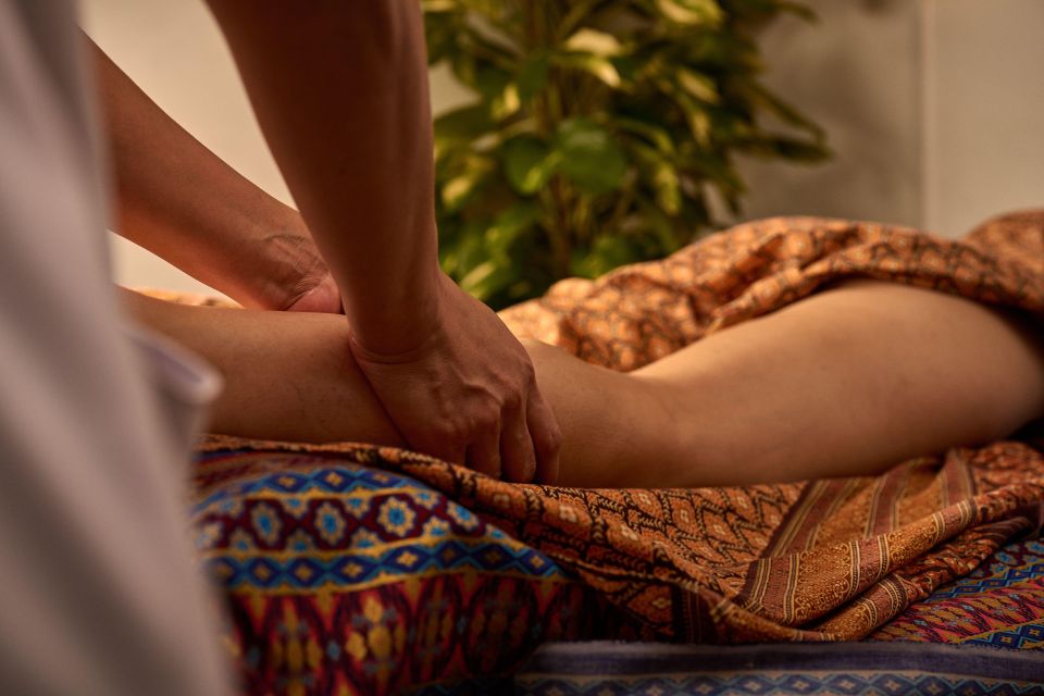 Relaxing Oil Massage - Experience Description