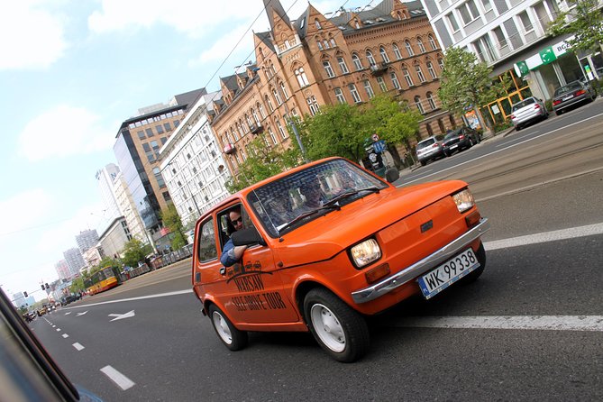 Retro Fiat Self-Drive Tour in Warsaw - Old Town and War Monuments