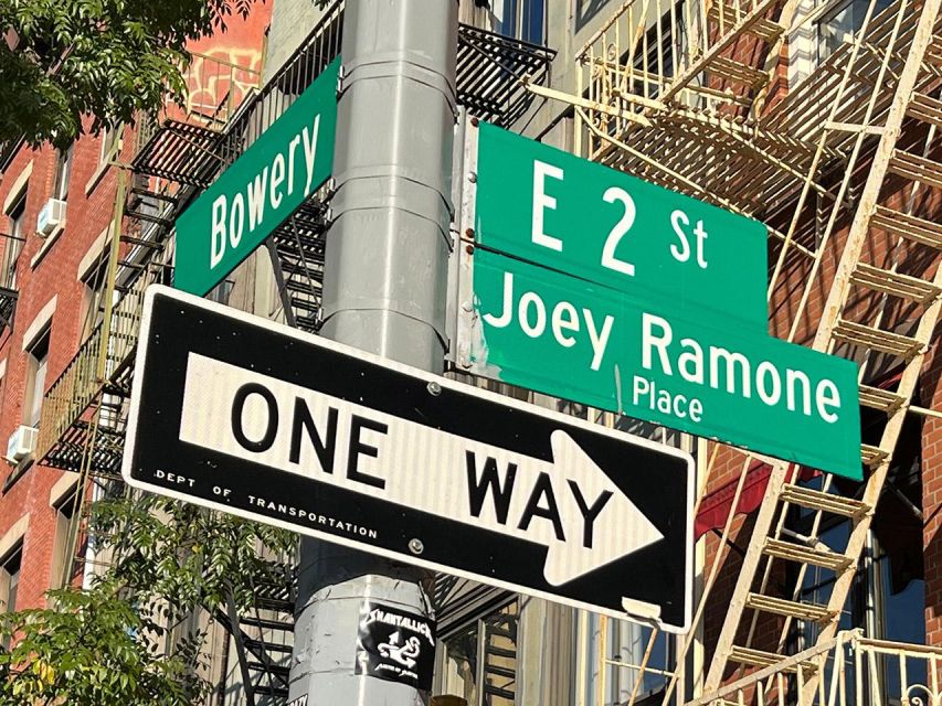 Rock and Roll History and Culture Walking Tour in New York - Itinerary Highlights