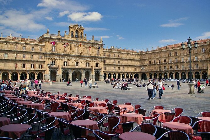 Salamanca With Capital Letters, Monumental, Historical-Artistic. Bilingual - Guided Sightseeing Tour Details