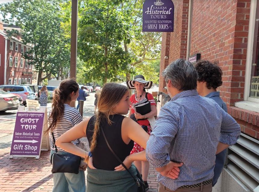 Salem 101 General History Tour - Historical Highlights