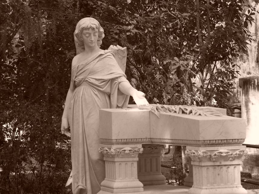 Savannah: Bonaventure Cemetery With Shannon Scott - Tour Experience