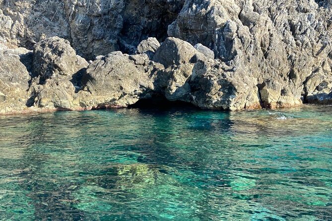 Scilla - Caves Tour + Cala Jankulla Beach - Inclusions and Amenities