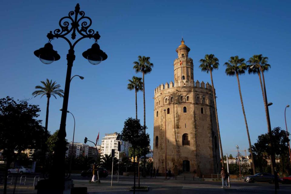 Seville: Triana Quarter Private Tour - Location and Significance