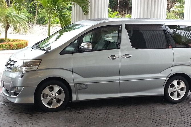 Shuttle Service From Ocho Rios Hotels to Ocho Rios Attractions - Meeting and Pickup Location