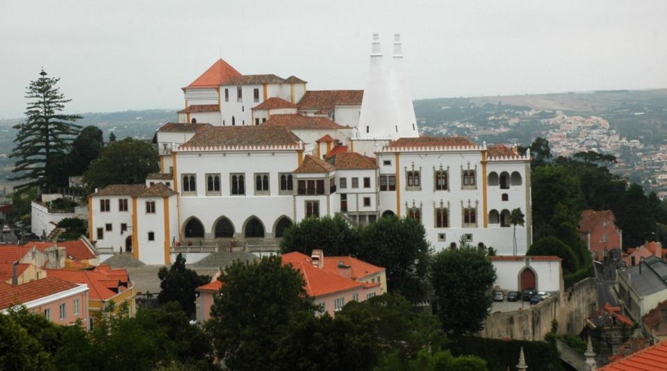 Sintra Tour With Wine Tasting and National Palace - Romantic Castles and Palaces