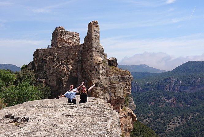 Siurana Medieval Village Tour With Pickup - Pickup and Vehicle Information