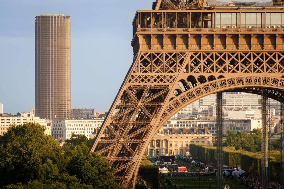 Skip-The-Line Tour Montparnasse Paris With Private Guide - Tour Experience Details