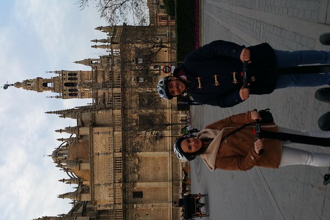 Small-Group Tour: Seville City Center and Plaza España via Segway - Guided Tour Highlights