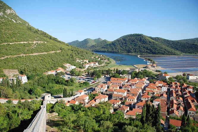 Ston Seafood & PelješA Wine Boat Tour With Oysters and Mussels - Culinary Experience