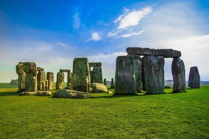 Stonehenge Independent Visit With Private Driver by Luxury Sedan - Pickup Information