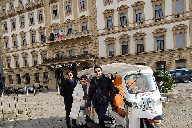 Tour of Florence Oldtown in Golf Cart Etuktuk (Minimum 2 Pax) - Private Group Option