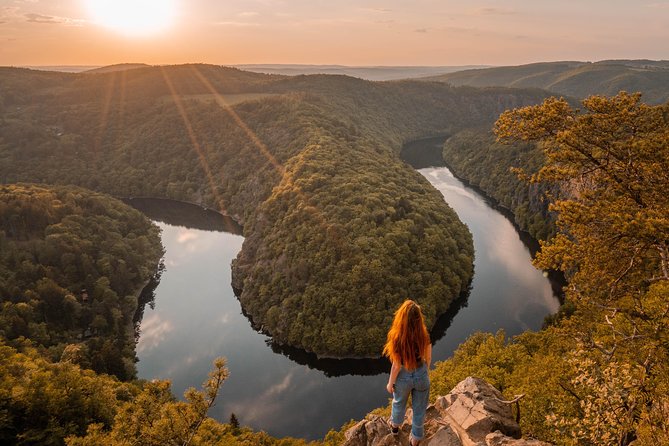 Trip to Viewpoint Maj Czech Horseshoe Bend - Peaceful Countryside Hike