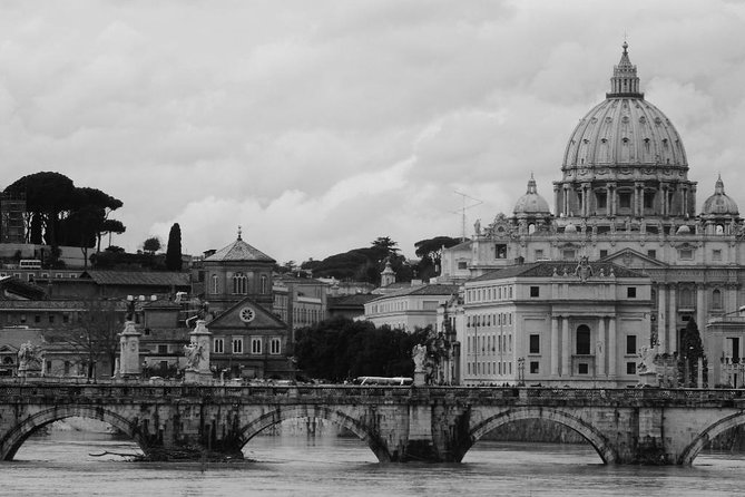 Vatican Museum and Sistine Chapel - Raphaels Rooms Exploration