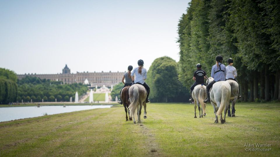 Versailles: Horse-riding, Gastronomy & Château - Pickup and Transportation