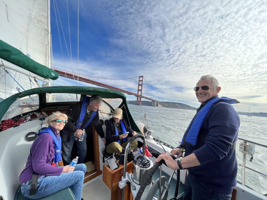 2hr PRIVATE Sailing Experience on San Francisco Bay 6 Guests - Whats Included