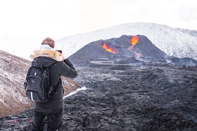 4-Day Iceland: Golden Circle, South Coast, Volcano Hike & Northern Lights - Stunning South Coast Attractions