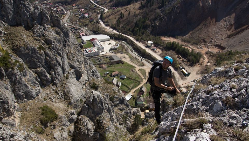 Adventure Trip From Iasi: Hiking in the Carpathian Mountains - Hiking Routes and Activities