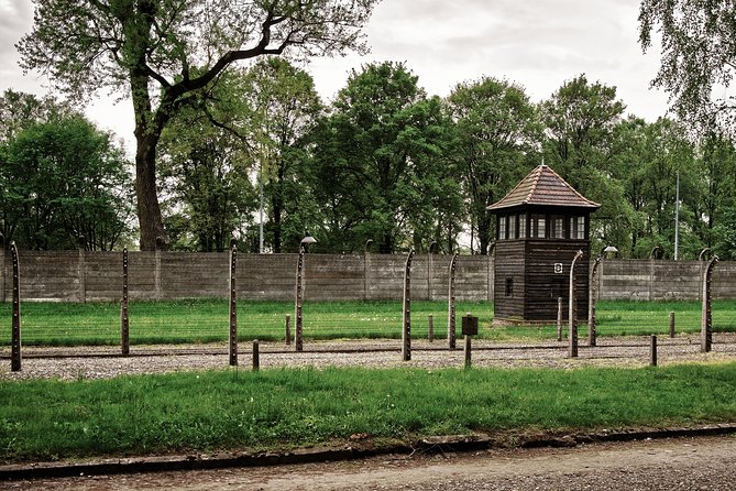 Auschwitz Birkenau: Complete Private Tour - Guided Tour Options