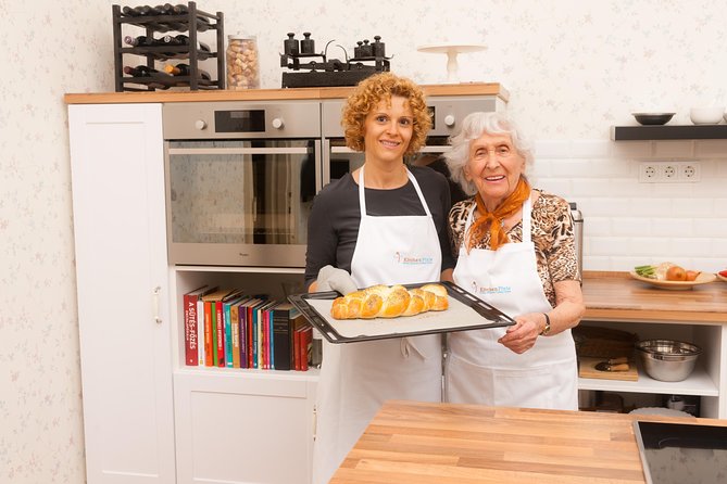 Authentic Jewish Cooking Class by a Professional Chef - Inclusions and Amenities