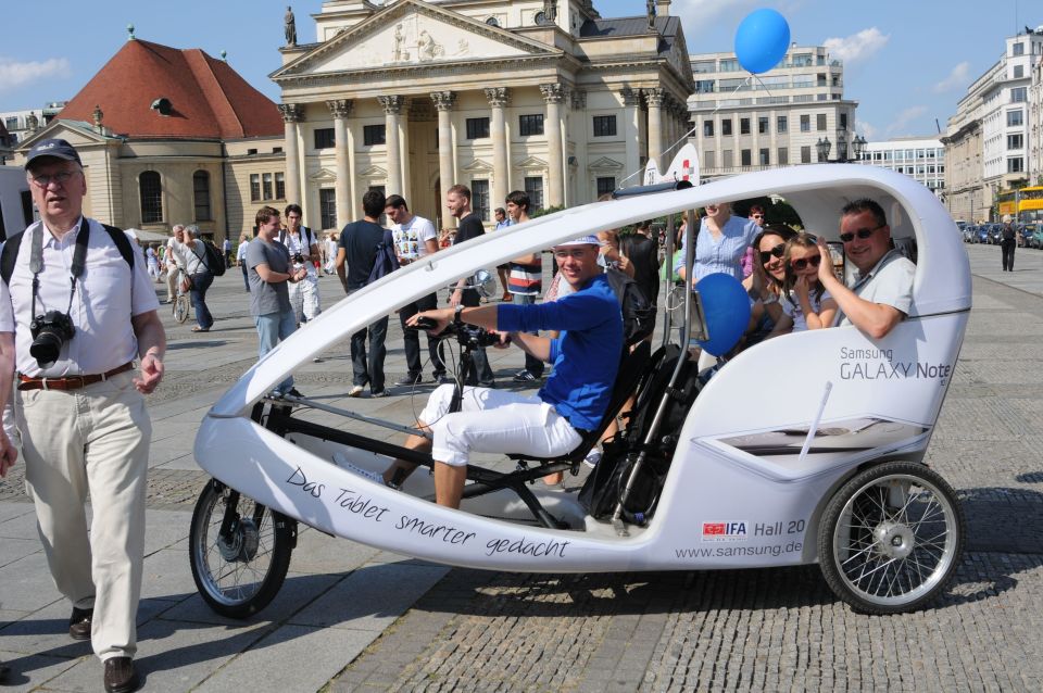 Berlin: Private Guided E-Rickshaw Tour - Tour Duration and Languages