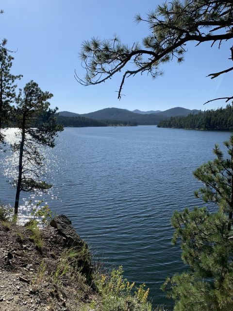 Black Hills: Private Tour of Mt. Rushmore & Flume Trail Hike - Hiking the Flume Trail