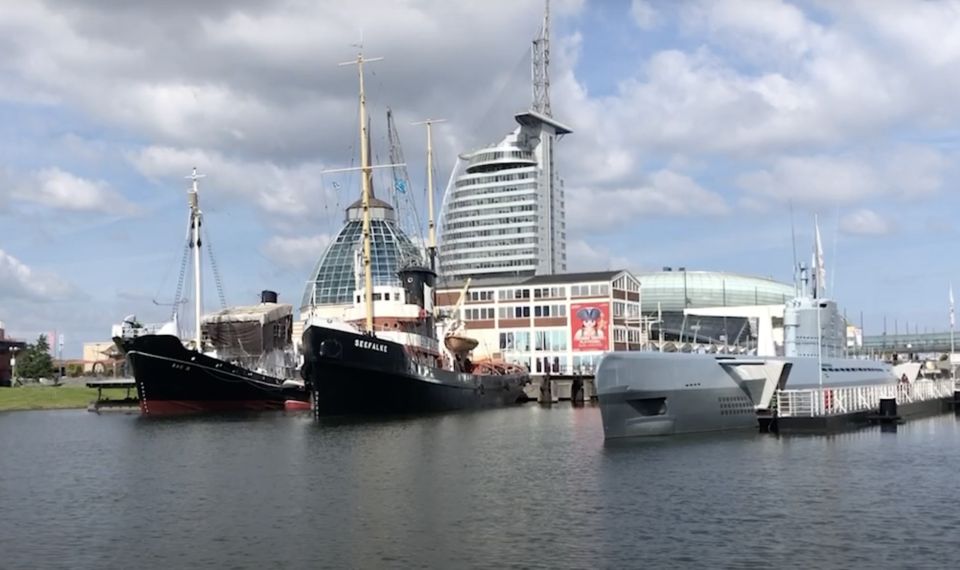 Bremerhaven: Sailors Yarn, Legends and Sea Walking Tour - Ghost Ships and Cheeky Goblins