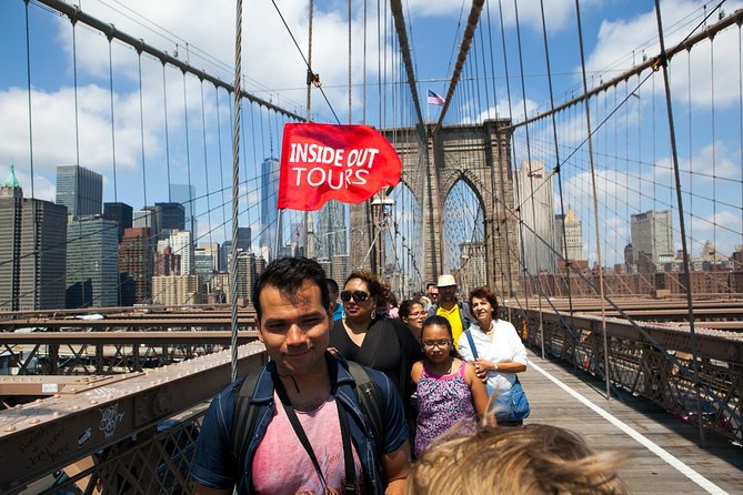 Brooklyn Bridge & DUMBO Neighborhood Tour - From Manhattan to Brooklyn - Key Stops