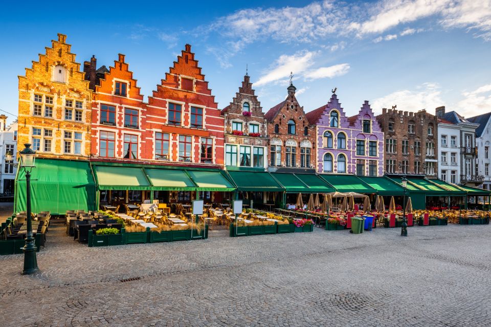 Bruges: First Discovery Walk and Reading Walking Tour - Tour Features