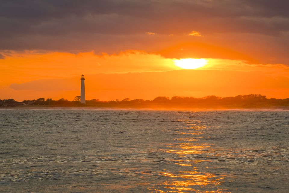 Cape May: Sunset Dinner Cruise on the Spirit of Cape May - Dining Experience