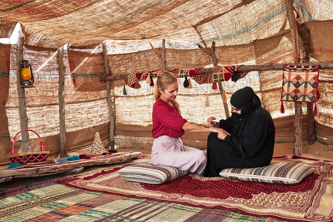 Dubai Evening Heritage Safari by Vintage G Class Al Marmoom Oasis - Arabian Coffee-Making Session