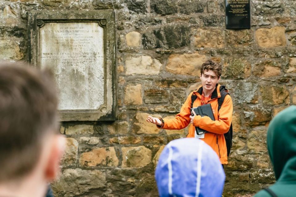 Edinburgh's Loathsome Lawbreakers: A True Crime Walking Tour - Wandering Old Towns Past