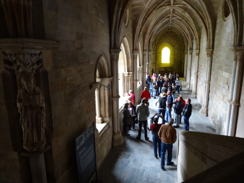 Évora: Private Tour With Entrance Tickets to Main Monuments - Inclusions and Accessibility