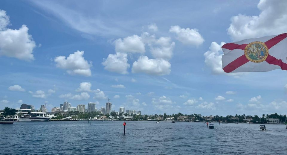 FORT LAUDERDALE BY LAND AND BY SEA TOUR - Exploring the Neighborhoods