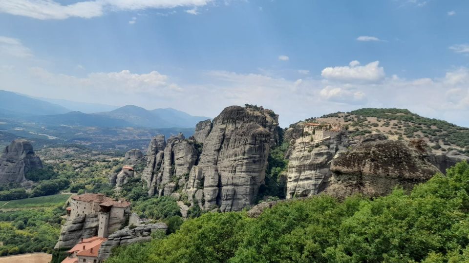 From Athens: Private Meteora Day Tour With Optional Guide - Transportation Details