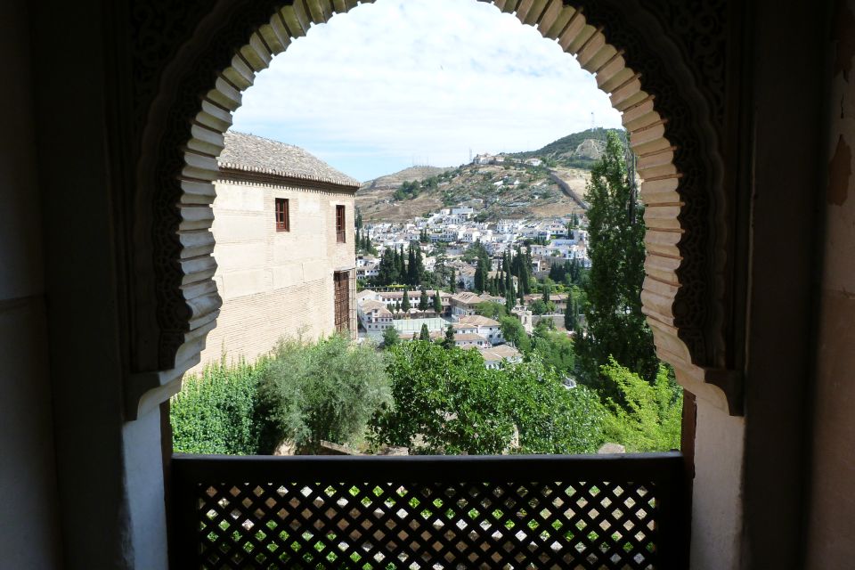 From Costa Del Sol or Malaga: Granada and Alhambra Tour - Alhambra Significance