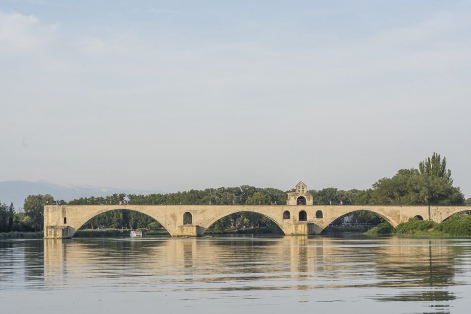 From Marseille: Provence Sightseeing Tour and Wine Tasting - Pont Du Gard: Roman Aqueduct