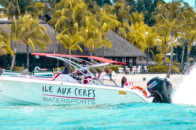 Full Day Ile Aux Cerfs Speedboat Trip With Hotel Transfers (Private or Shared) - Inclusions and Services Provided