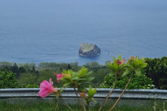 Full Day Private Tour of West and East in São Miguel Island - Pickup and Drop-off