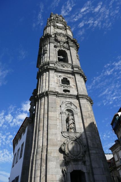 Full Day Tour Private Porto - Photo Stop at Dom Luis Bridge