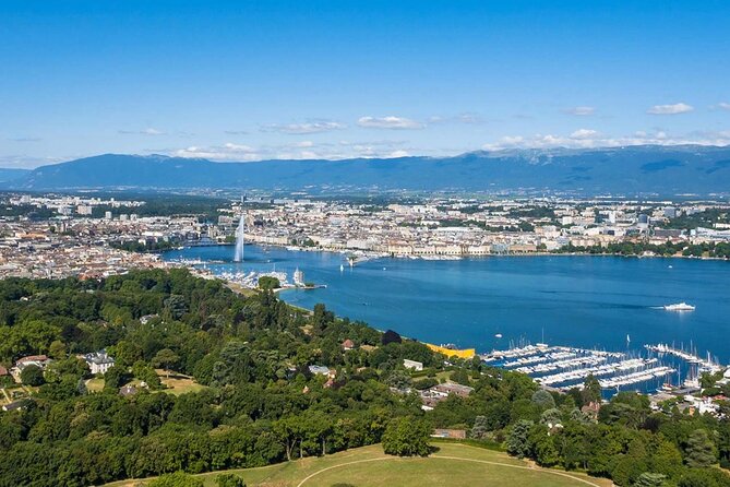 Geneva: Sightseeing of Top Places Tour Electric Tuktuk 1H Tour - Accessibility and Stroller Access