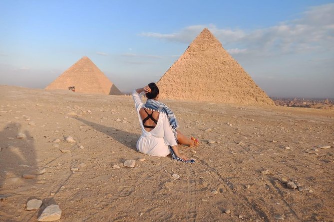 Giza Pyramids & Sphinx With Camel Ride Private Tour - Meeting and Pickup