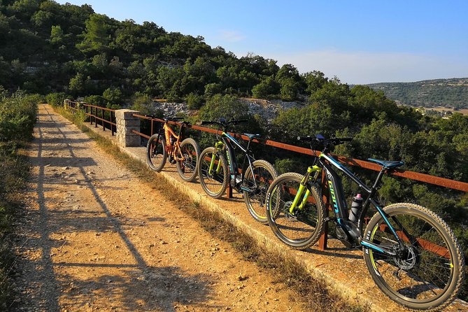 GPS Tour With E-Bike on Cycleroute of Acqueduct Pugliese With Wine Tasting Directly in Vineyards - Customer Experiences