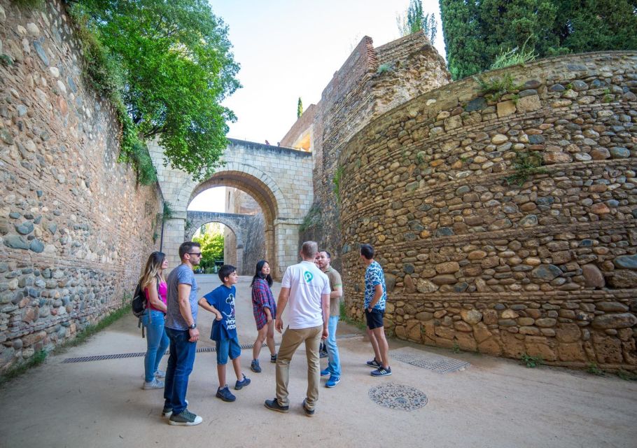 Granada: Water Paths History and Adventure Tour - Preparation and Recommendations